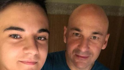 Tomás Pliego junto a Martín, su papá. Tomás Pliego junto a Martín, su papá.