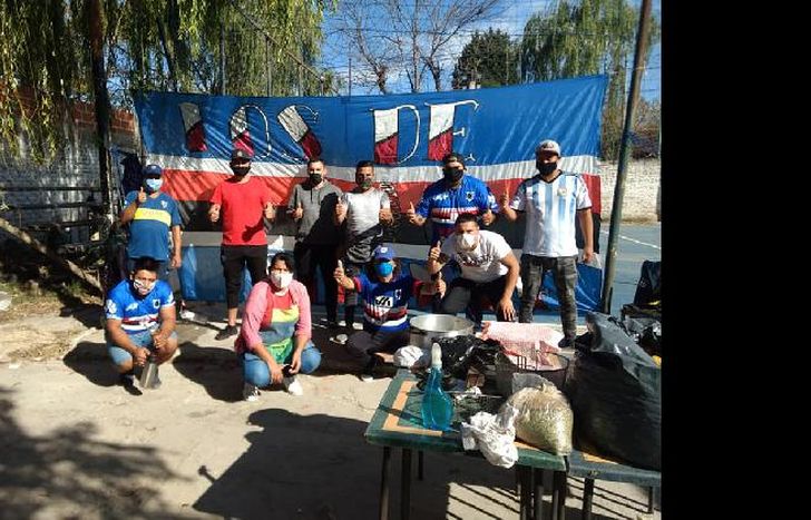 Dirigentes y ex jugadores, unidos para ayudar a los más necesitados.