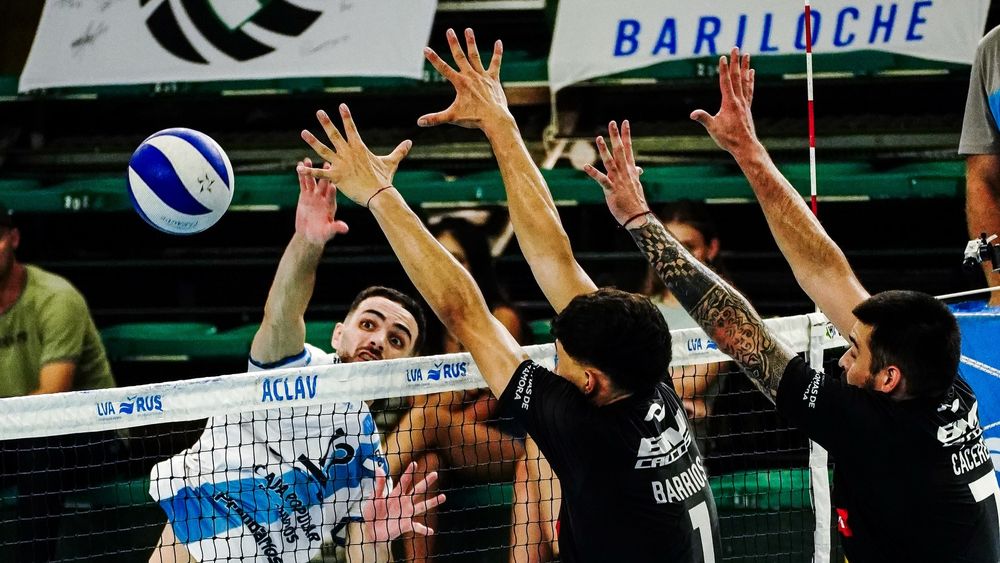 Defensores de Banfield perdió posiciones. Defensores de Banfield perdió posiciones.