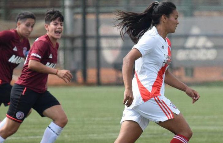 Lanús arrancó el torneo con una dura derrota en Núñez.