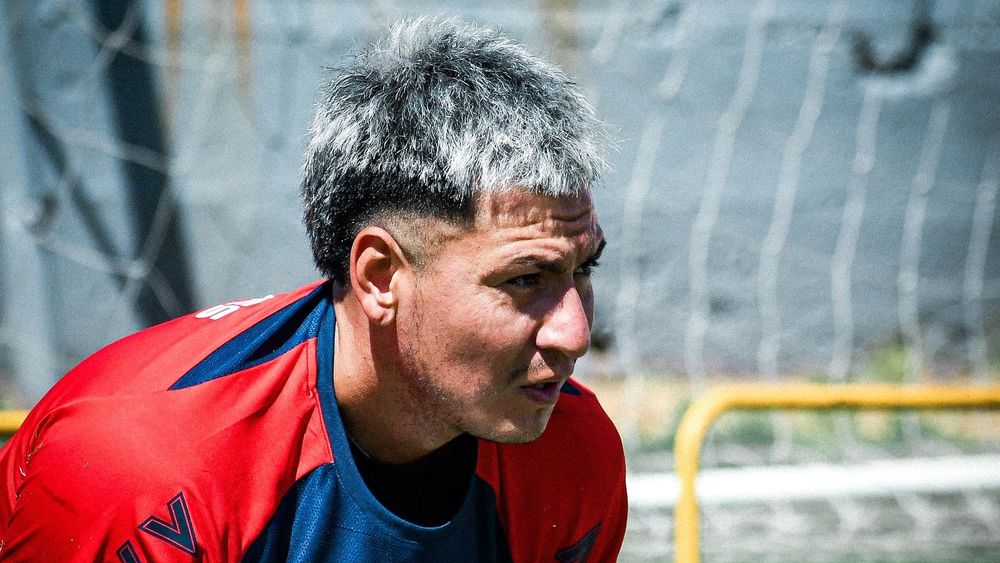 Javier Bustillos tuvo un buen debut con la casaca de Los Andes. Javier Bustillos tuvo un buen debut con la casaca de Los Andes.