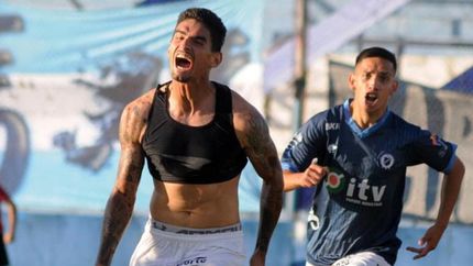 Slimmens hizo un gol muy festejado y quiere repetir.