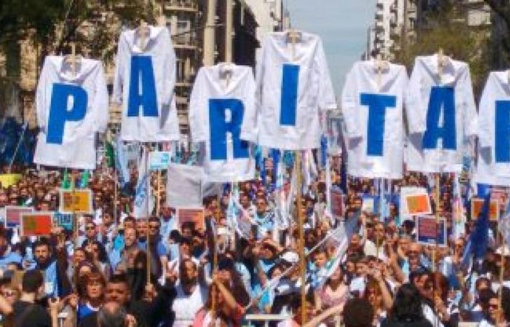 Le reclaman al Gobierno de Javier Milei si habrá continuidad de la paritaria docente.