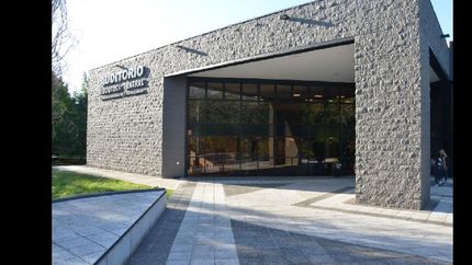 la biblioteca central de la universidad de lomas, aggiornada para acompanar a los estudiantes en cuarentena