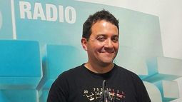 Los vecinos pueden vivenciar el programa a partir de las 21. Allí reciben las donaciones para el Hogar Pereyra.
