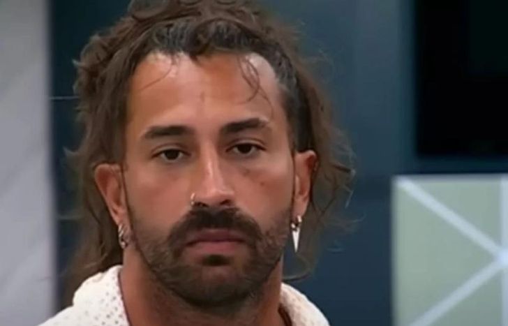 Lisandro, escrachado por sus compañeros.