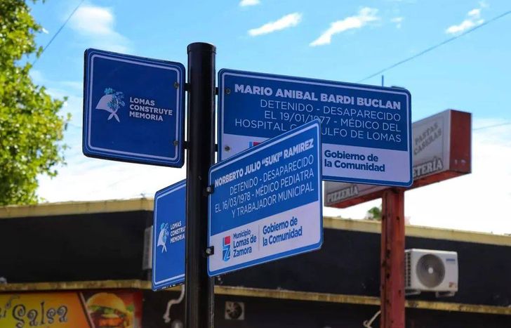 Los médicos desaparecidos del Hospital Gandulfo tienen una esquina con sus nombres.