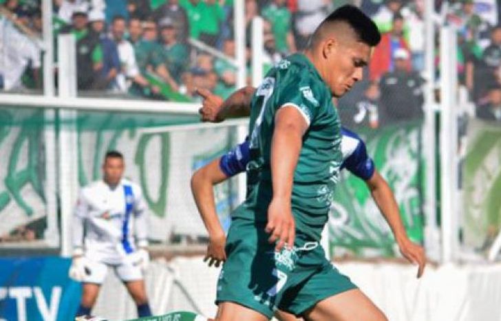 San Martín de Burzaco cayó frente al líder.