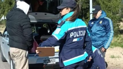 El automovilista trató de burlar al personal policial.