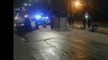 asesinan a un joven por la espalda en brown