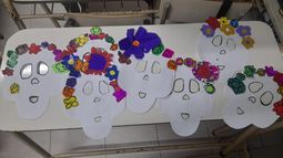 Los chicos prepararon manualidades durante todo el año de cursar en el CPII de Llavallol.&nbsp;