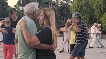 Los encuentros son a la gorra. Los encuentros son a la gorra.