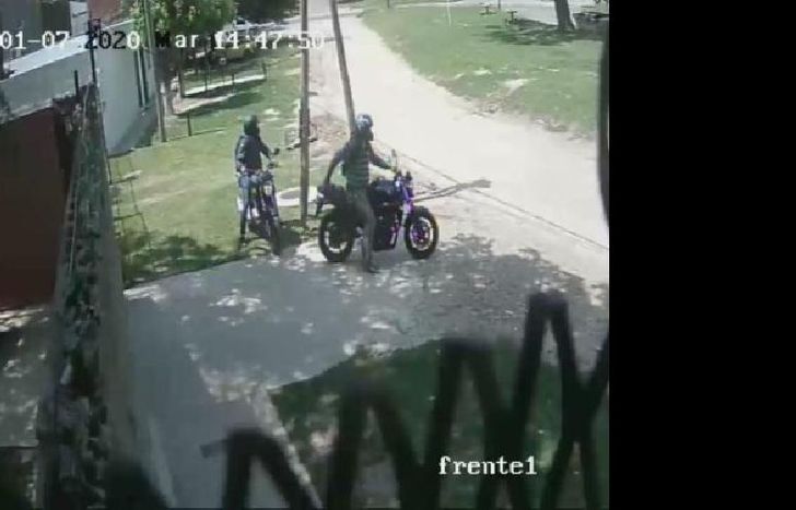 lo siguieron del banco a su casa para  hacer una entradera.