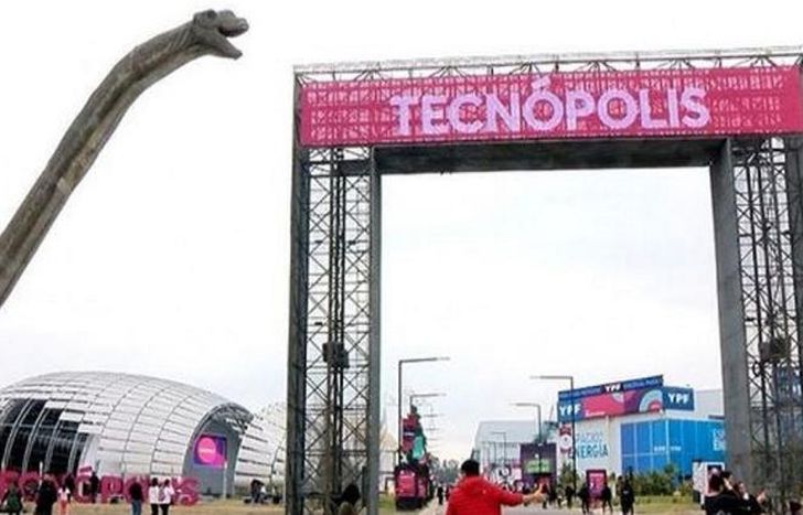 Igualmente, se mantiene el cronograma de actividades del domingo.