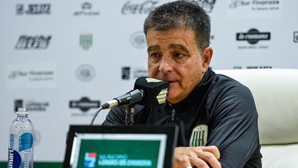 Claudio Vivas envió un mensaje a los hinchas de Banfield.