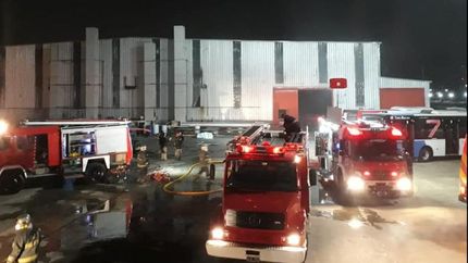 El incendió se generó durante esta madrugada.