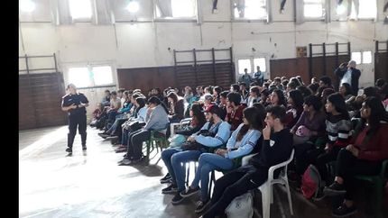 Un total de 268 estudiantes del mañana y tarde participaron de la capacitación.