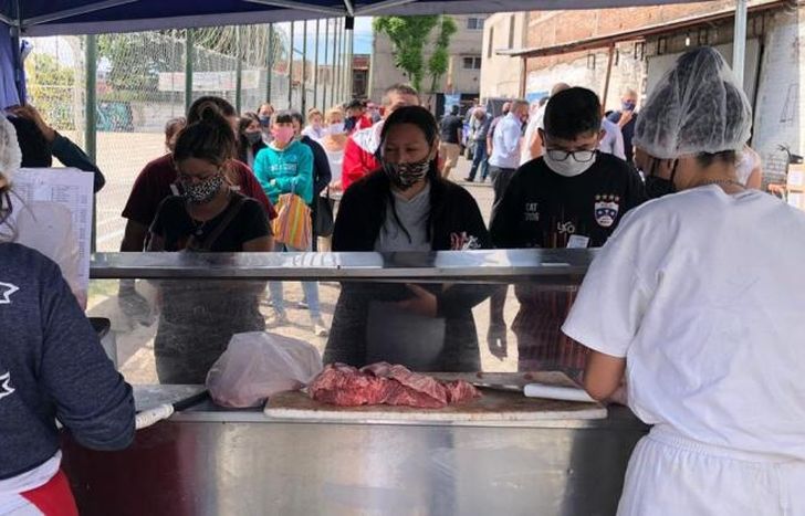 Carne para Todos sigue recorriendo los barrios.