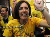 Andrea Vázquez, exesposa de Pablo Ghisoni, fue denunciada por falso testimonio. Andrea Vázquez, exesposa de Pablo Ghisoni, fue denunciada por falso testimonio.