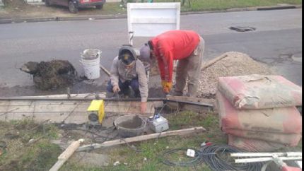 lomas: reconstruyen mas sumideros para prevenir inundaciones
