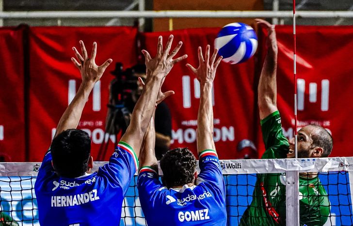 Defensores de Banfield venció a Vélez en el primer partido.