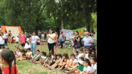 EL OBJETIVO DE LA BARRILETEADA FUE DISFRUTAR EN FAMILIA Y QUE LOS NENES ”DEJEN VOLAR SUS SUEÑOS”.