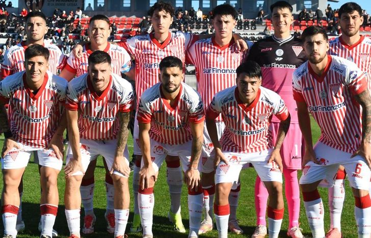Los Andes tiene cuatro futbolistas al límite de amarilla.