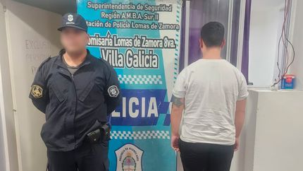 El detenido fue llevado a la Comisaría de Villa Galicia.