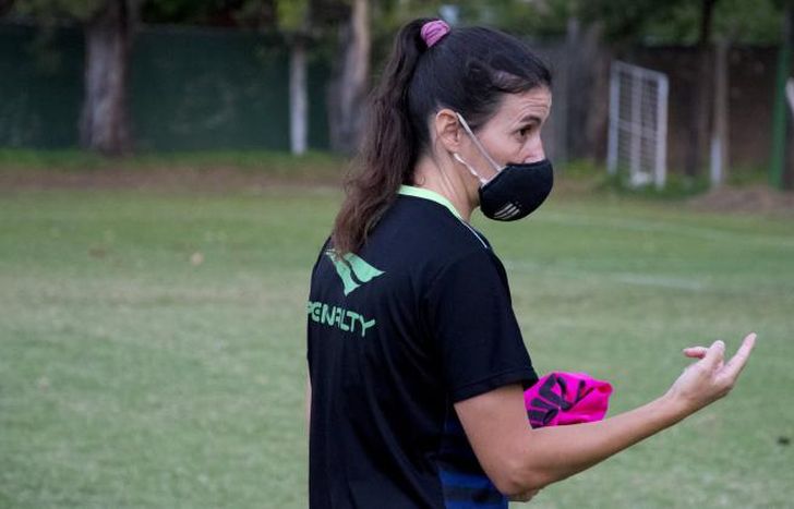 Indiana Fernández apunta a conformar un Banfield protagonista.