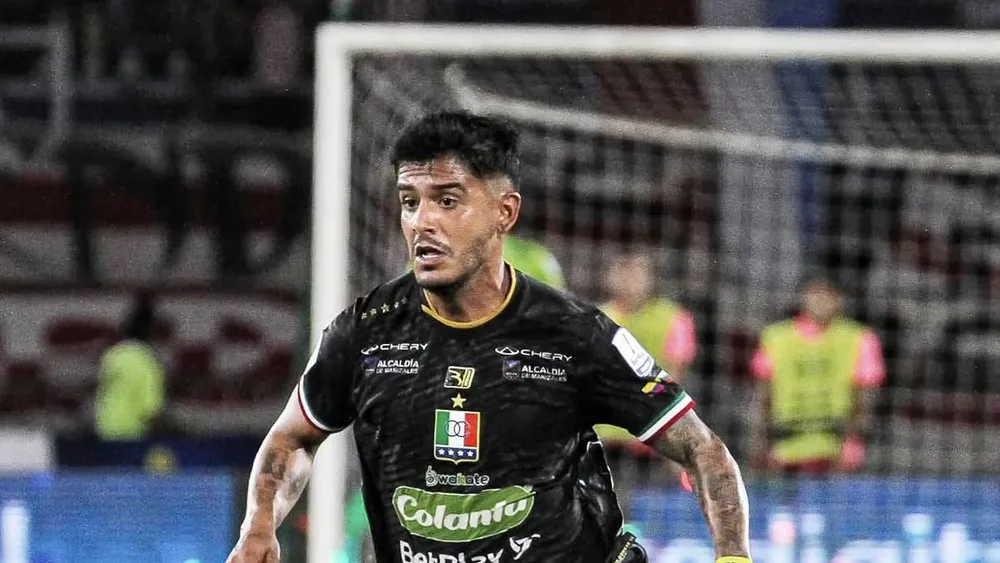 Banfield apunta a un jugador de Colombia para reforzar el medio.