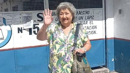 En su última visita a la escuela en la que trabajó casi 35 años. En su última visita a la escuela en la que trabajó casi 35 años.