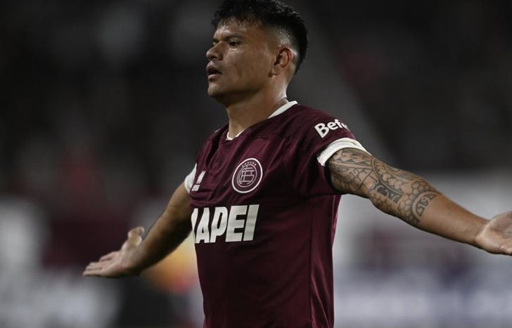 Walter Bou suma nueve goles en Lanús.