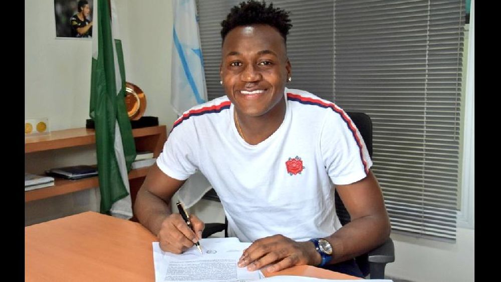 Arboleda extendió su contrato por dos años más.