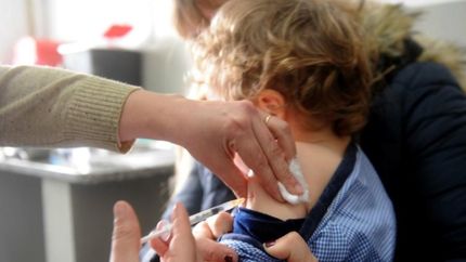 Refuerzan la importancia de la vacunación a temprana edad.