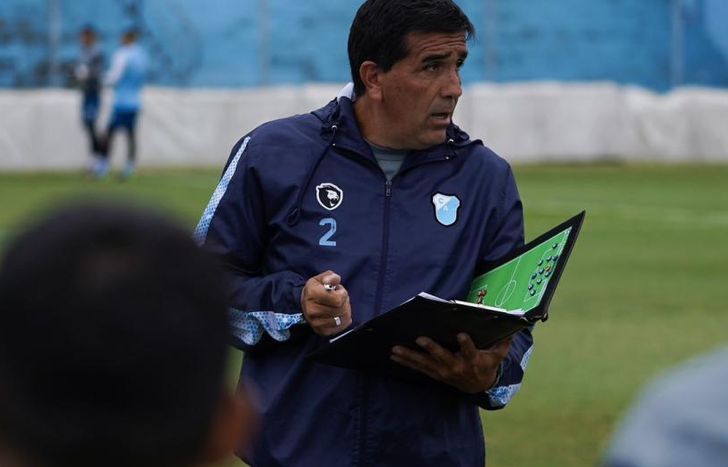 Mariano Campodónico está al frente del primer equipo de Temperley.