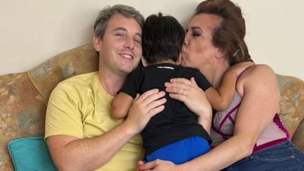 Sebastián Nebot y Lizy Tagliani, con Tati.