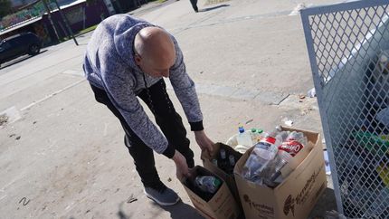 Se puede sacar antes de las 10: papel, cartón, plástico, metal y vidrio.