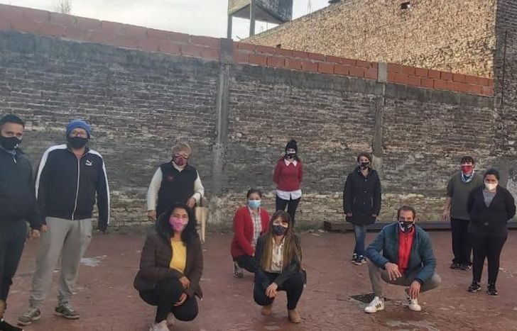 Vecinos unidos para ayudar.