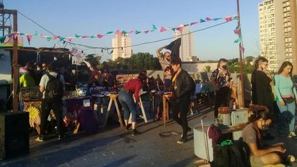 La terraza del CC La Toma volverá a llenarse de color.