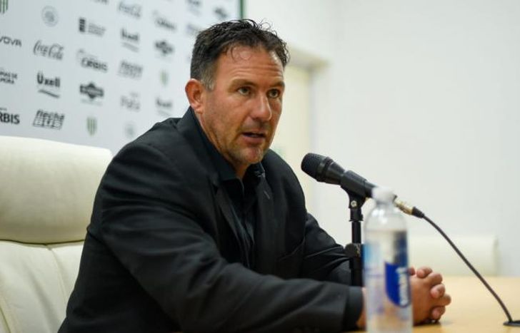 Dabove terminó feliz con su estreno triunfal en el Taladro.