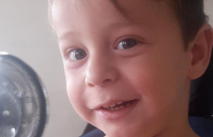 Mateo necesita volver a viajar a Paraguay.