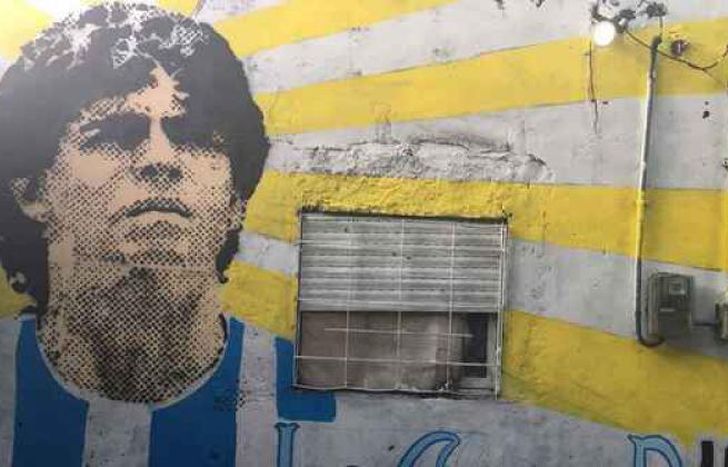 Así luce la casa de la infancia de Maradona, en Fiorito.