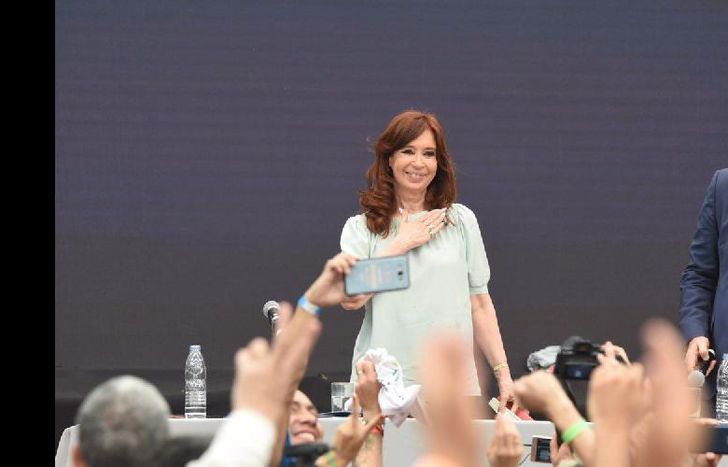 Estoy convencida que nos merecemos una Argentina mejor”, afirmó CFK.