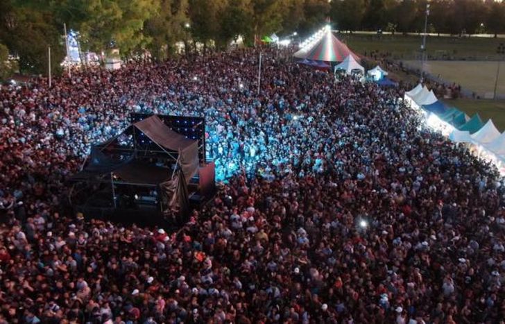 Una multitud fue parte de los festejos.