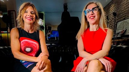 Mariana Carbajal, Ingrid Beck y una charla descontracturada sobre la menopausia, en el Teatro de Lomas. Mariana Carbajal, Ingrid Beck y una charla descontracturada sobre la menopausia, en el Teatro de Lomas.