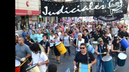 los judiciales tambien van al paro este lunes