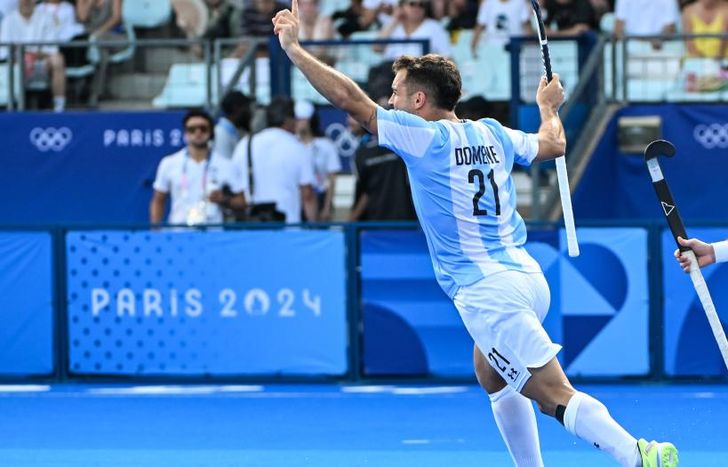 Domene celebra su gol ante Nueva Zelanda.