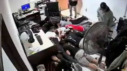 El robo en Lanús quedó grabado en las cámaras de seguridad. El robo en Lanús quedó grabado en las cámaras de seguridad.