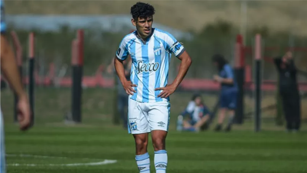 Un futbolista con pasado en Atlético Rafaela en el radar de Lanús. Un futbolista con pasado en Atlético Rafaela en el radar de Lanús.