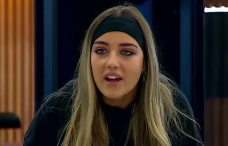 Flor lo hizo otra vez.